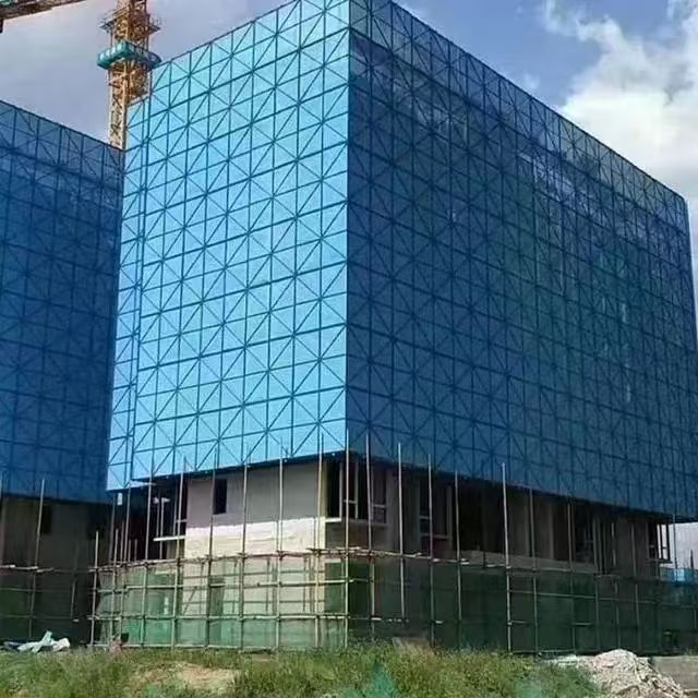 中建藍爬架網(wǎng)施工效果